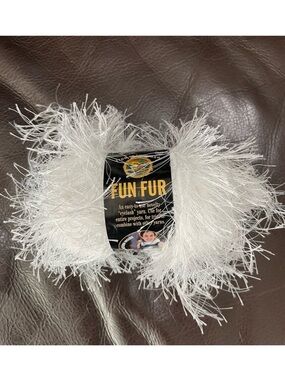NEW Lion Brand Yarn Fun Fur White Eyelash Knitting Yarn 60 Yards